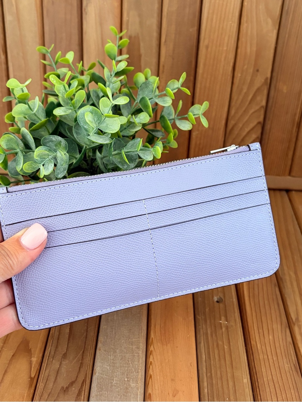 Coach Slim Card Wallet, Zippered in Lavender NWOT - Picture 2 of 7
